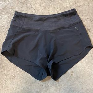 Outdoor Voices Hudson 2.5” Short